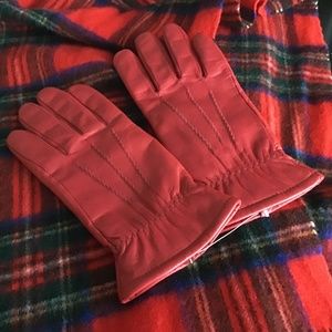 Jaclyn Smith RED HOT leather gloves! New!